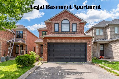 3 Forestgrove Cir, Brampton, ON, L6Z4T2 | Card Image