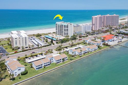 804-1390 Gulf Blvd, CLEARWATER, FL, 33767-2827 | Card Image