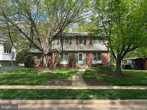 6710 Moly Dr, Falls Church, VA, 22046-1834 | Card Image
