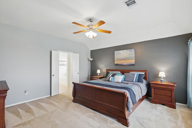 107 Watering Hole, House other with 4 bedrooms, 3 bathrooms and null parking in Newark TX | Image 10