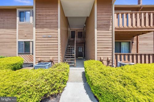 1813 Woodhollow Dr, Evesham, NJ, 08053-1056 | Card Image