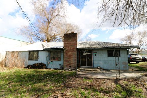 7408 N Market St, Spokane, WA, 99217-7825 | Card Image