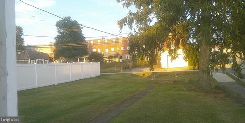 800 Jones St, CONSHOHOCKEN, PA, 19428-1757 | Card Image