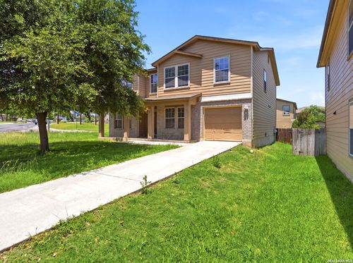 10010 Moongrove Pass, San Antonio, TX, 78239-2047 | Card Image