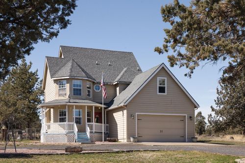 10393 Se Juniper Canyon Rd, Prineville, OR, 97754-7826 | Card Image