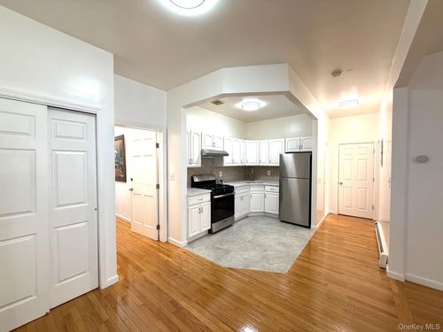 apt-1r-235 Starr St, Brooklyn, NY, 11237-2638 | Card Image