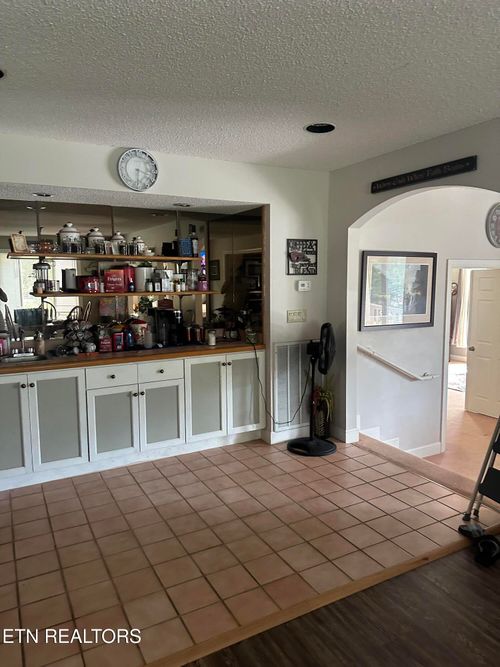 5004-3835 Renegade Mountain Pkwy, Crab Orchard, TN, 37723 | Card Image
