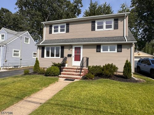 26 Madison St, Belleville, NJ, 07109-1805 | Card Image