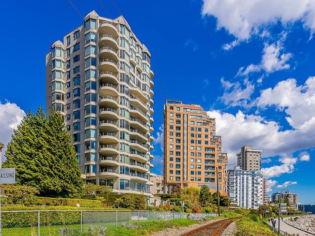 M1 - 2280 Bellevue Avenue, Condo with 2 bedrooms, 2 bathrooms and 2 parking in West Vancouver BC | Image 1