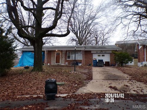 379 Porchester Dr, Saint Louis, MO, 63125-3362 | Card Image