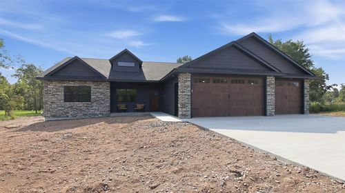 3507 112th St, Chippewa Falls, WI, 54729-3404 | Card Image