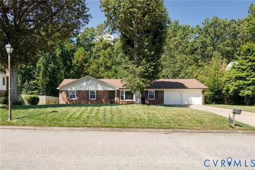 3356 Seaton Rd, Petersburg, VA, 23805-1111 | Card Image