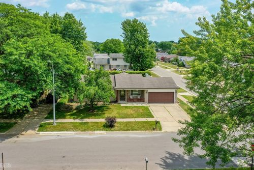 32308 Norwich Ct, Fraser, MI, 48026-2344 | Card Image