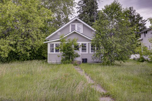 426 Maple Ave, Hawkins, WI, 54530-9536 | Card Image