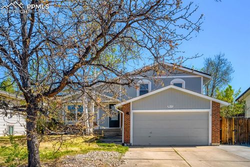 8213 Brigantine Dr, Colorado Springs, CO, 80920-4422 | Card Image