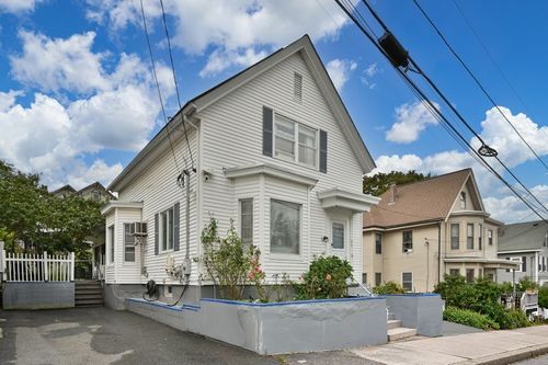 55 Arlington St, Lowell, MA, 01854-3301 | Card Image