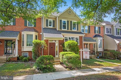 9405 William Kirk Ln, BURKE, VA, 22015-4252 | Card Image