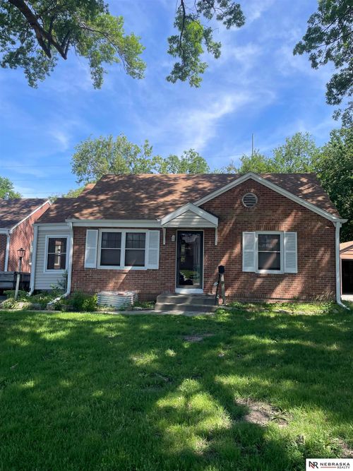 4030 Normal Boulevard, Lincoln, NE, 68506 | Card Image