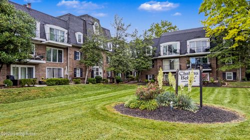 302-2845 Hikes Ln, Louisville, KY, 40218-1650 | Card Image