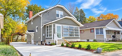 881 Merton Ave, Akron, OH, 44306-1917 | Card Image