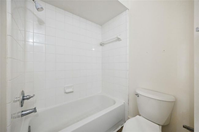 4615 Pleasant Trl, House other with 3 bedrooms, 2 bathrooms and 2 parking in Fresno TX | Image 9