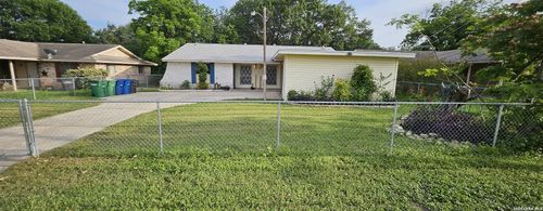 820 Durr Rd, San Antonio, TX, 78214-2815 | Card Image
