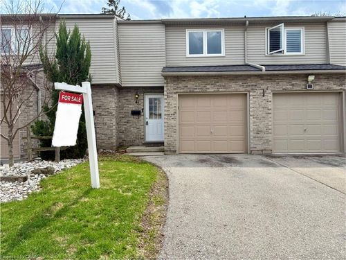 41-33 Rochelle Ave, Hamilton, ON, L8W1P9 | Card Image