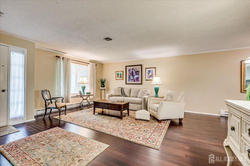 106-B Hemlock Plz, Monroe, NJ, 08831-5047 | Card Image