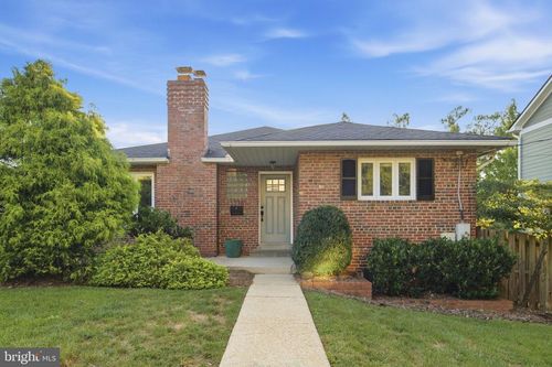 3376 N Buchanan Street, ARLINGTON, VA, 22207 | Card Image