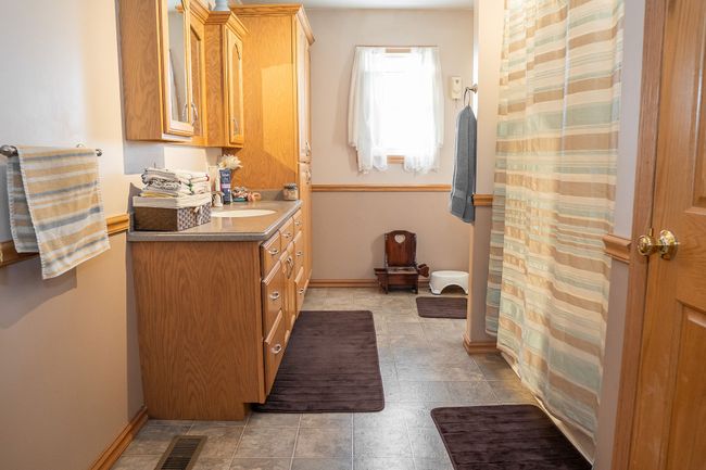 4288 W Skating Rink Rd, House other with 6 bedrooms, 2 bathrooms and null parking in Milroy IN | Image 22