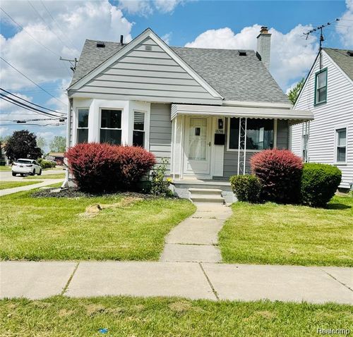 12796 Pullman St, Southgate, MI, 48195-1117 | Card Image