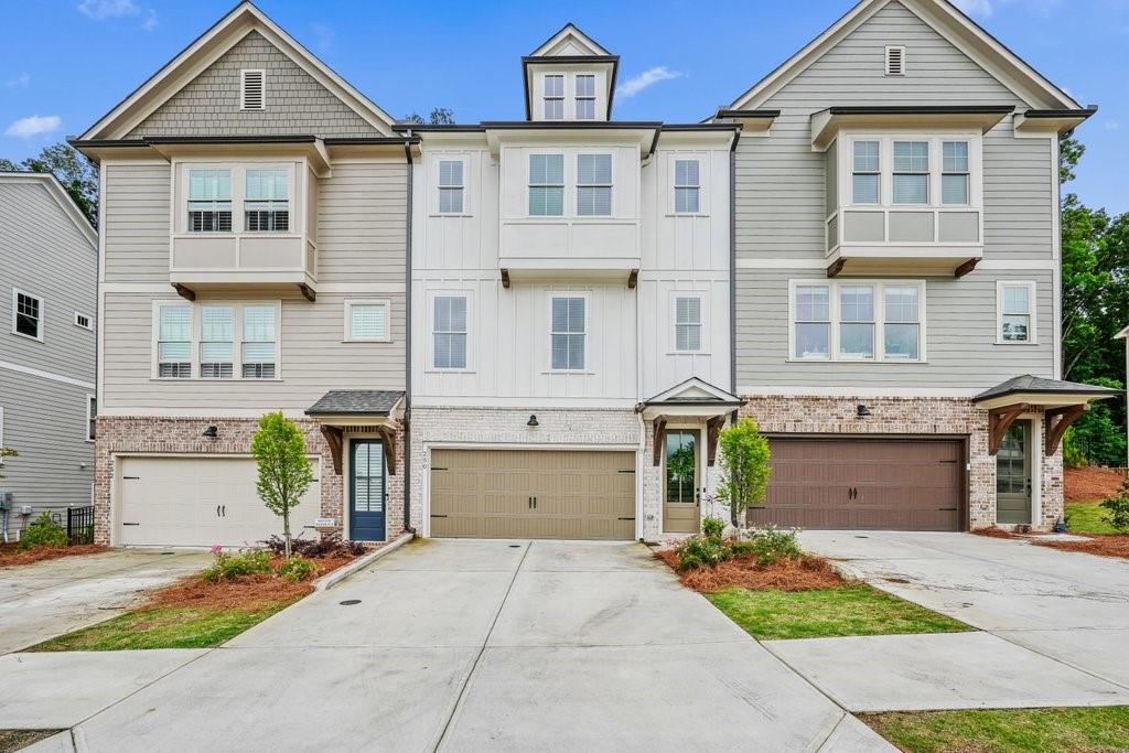 Retreat Ln, Canton, GA 30114