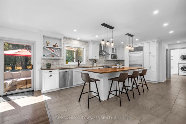 6284 Elkwood Dr, House other with 4 bedrooms, 4 bathrooms and 4 parking in Greely ON | Image 10