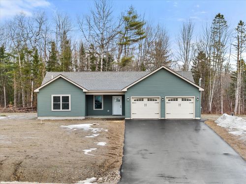 678 Streamside Avenue, Hermon, ME, 04401 | Card Image