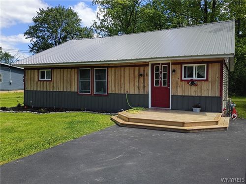 9106 Arthur Jenkins Rd, Canastota, NY, 13032-5406 | Card Image