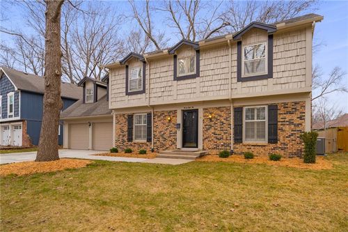 9810 W 100th Ter, Overland Park, KS, 66212-5305 | Card Image