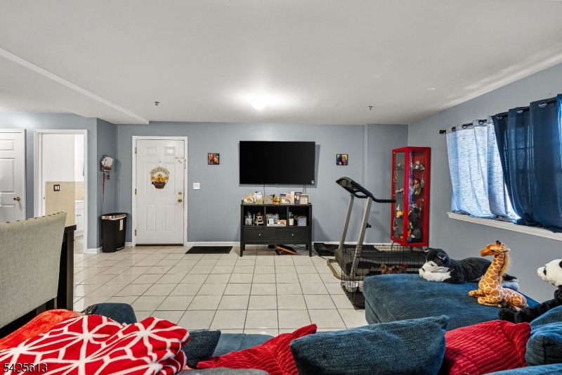 Residential Income in Newark City 4