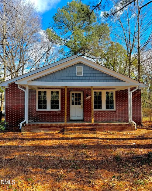 619 Manchester St Se, Wilson, NC, 27893-5247 | Card Image