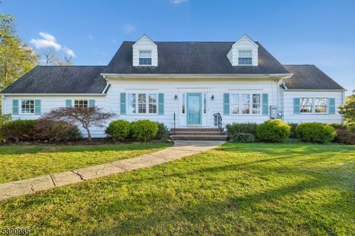 473 Bayberry Ln, Mountainside, NJ, 07092-1402 | Card Image