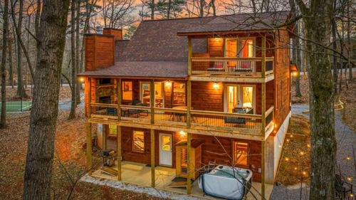 64 Windy Valley Ln, Blue Ridge, GA, 30513-6891 | Card Image