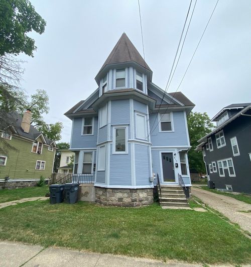 815 W Kalamazoo Ave, Kalamazoo, MI, 49007-3273 | Card Image