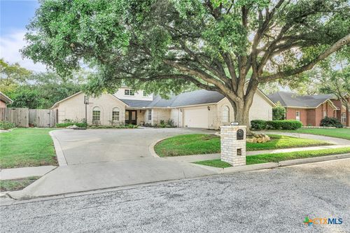 105 Tournament Drive, Victoria, TX, 77904 | Card Image