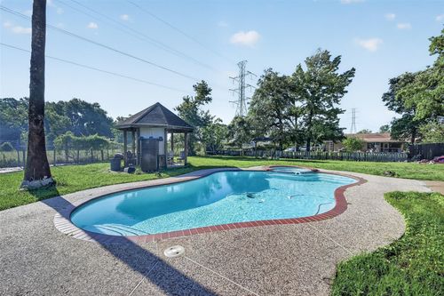 621 Elsbeth St, Channelview, TX, 77530-4617 | Card Image