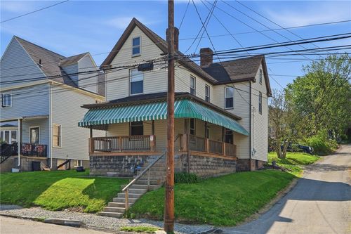 38 Hall Ave, Washington, PA, 15301-4341 | Card Image