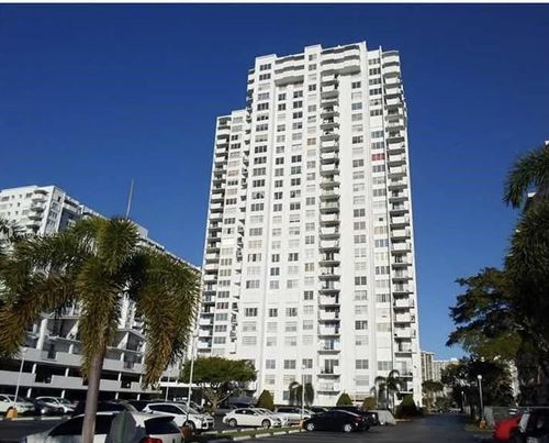 112-2780 Ne 183rd Street, Aventura, FL, 33160 | Card Image