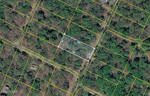 16 Tanglewood Drive, Newfoundland, PA, 18424 | Card Image
