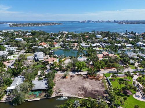 542 Freeling Dr, SARASOTA, FL, 34242-1065 | Card Image