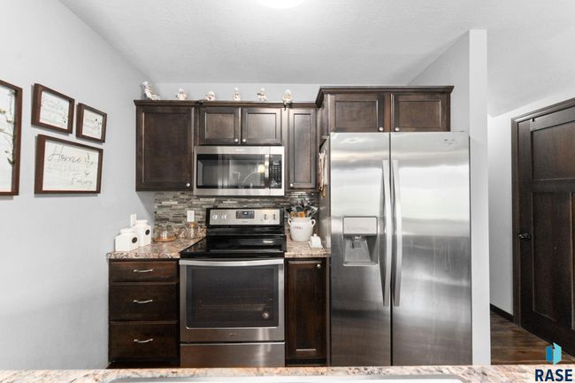 9521 W Gert St, Townhouse with 3 bedrooms, 3 bathrooms and null parking in Sioux Falls SD | Image 17