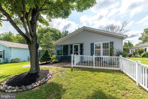 46 Juniper Cir, NEW HOPE, PA, 18938-1506 | Card Image