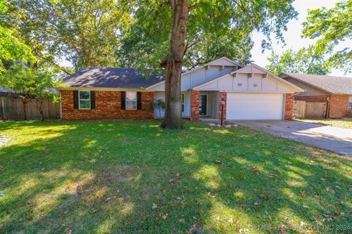 8316 E 107th Place, Tulsa, OK, 74133 | Card Image